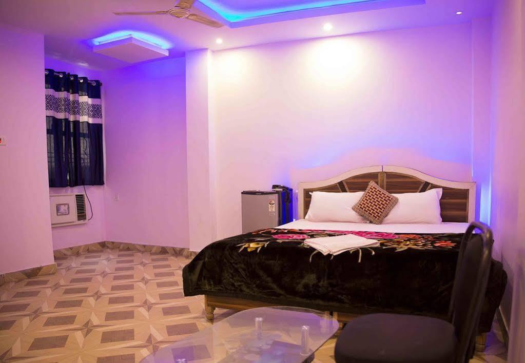 Assi River Guest House Varanasi Exterior photo