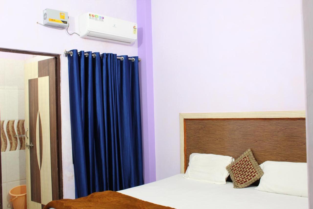 Assi River Guest House Varanasi Exterior photo